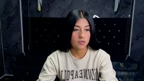 catalella_little_b online show from June 24, 8:08 pm