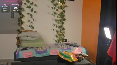 cataleya19__ online show from January 25, 11:44 am