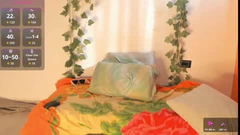 cataleya19__ online show from September 10, 12:38 pm