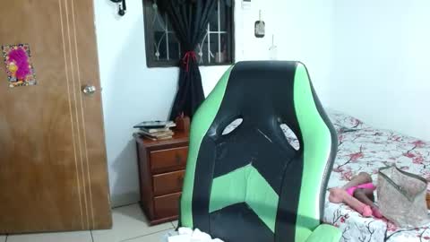 Snapshot of cataleya_ardiente1 chatting on September 9, 8:47 am isabel online show from September 9, 8:47 am