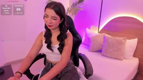 C A T E  online show from May 22, 12:22 pm
