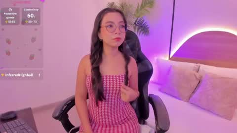 C A T E  online show from June 1, 12:29 pm