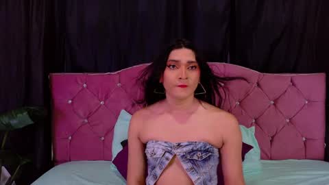 Snapshot of cataleya_divine chatting on April 15, 12:12 pm Cata Prins online show from April 15, 12:12 pm
