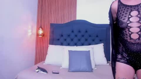 Snapshot of cataleya_marin_ chatting on April 19, 11:09 am cataleya_marin_ online show from April 19, 11:09 am