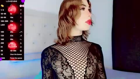 Snapshot of cataleya_paez chatting on May 10, 12:27 am Cataleya online show from May 10, 12:27 am
