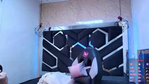 Cataleya online show from November 6, 11:00 am