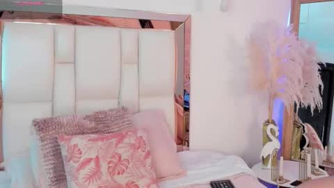 Cataleya Admas online show from November 20, 12:05 pm