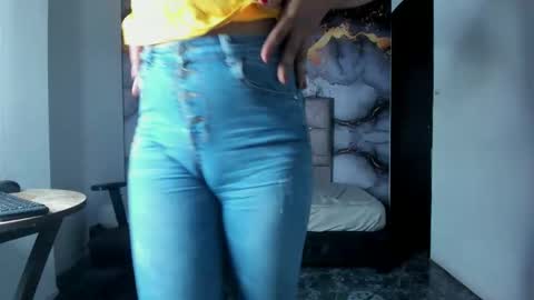 Snapshot of cataleyamoon_ chatting on February 28, 7:37 pm cataleyamoon_ online show from February 28, 7:37 pm