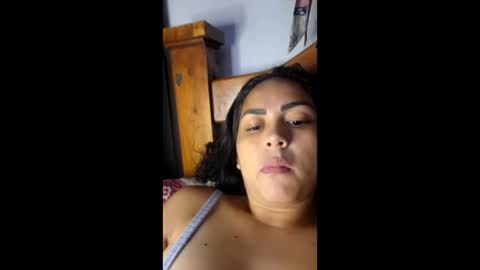 Snapshot of catalina827356 chatting on December 5, 6:33 am catalina827356 online show from December 5, 6:33 am