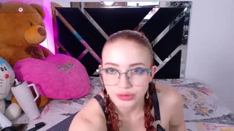 Catalina  online show from April 29, 11:11 pm