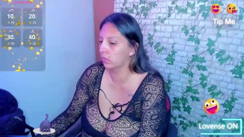  Mia   online show from December 18, 4:40 am