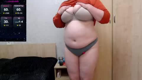 Snapshot of catch_fortune chatting on March 23, 8:35 pm Ana online show from March 23, 8:35 pm