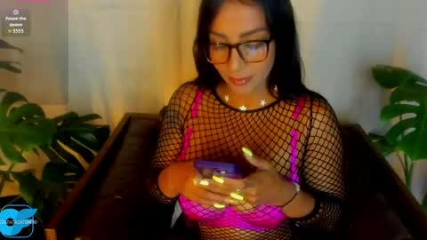 Caterine Zapata  online show from April 24, 4:31 pm