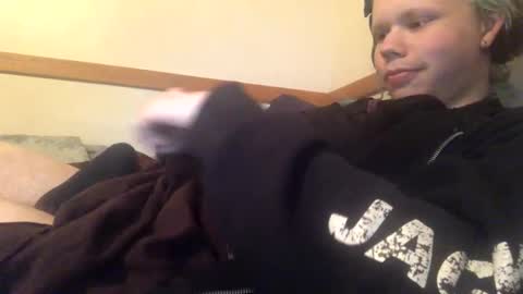 Snapshot of catgirlcumslut chatting on May 12, 7:38 am CatgirlCumslut3 online show from May 12, 7:38 am