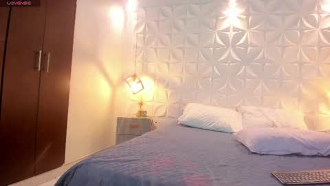 Snapshot of cathaleya_17 chatting on June 14, 2:24 am cathaleya_17 online show from June 14, 2:24 am