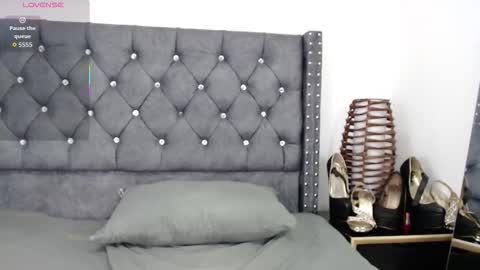 cathalina online show from December 1, 2:22 pm