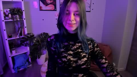 Snapshot of catherine_wine chatting on March 13, 6:47 pm Catherine online show from March 13, 6:47 pm