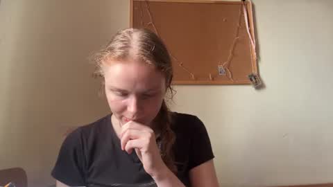Snapshot of catherinefrancis chatting on July 10, 6:28 am Jessica online show from July 10, 6:28 am