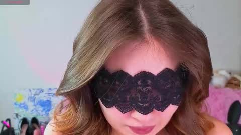 Snapshot of catherinekaris chatting on March 16, 12:20 pm Catherine online show from March 16, 12:20 pm