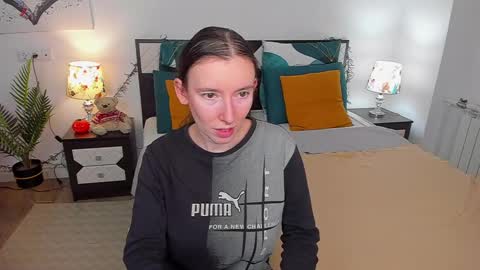 Catrin online show from December 9, 10:32 am