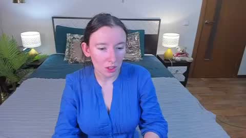 Catrin online show from June 17, 10:10 pm