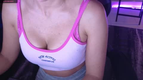 catherinstone online show from December 22, 10:45 am