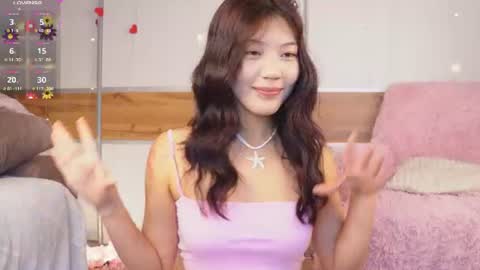 Lee online show from July 25, 4:04 pm