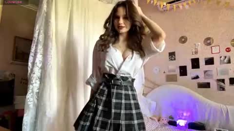 Snapshot of catherynfelton chatting on June 10, 12:15 pm Roniy online show from June 10, 12:15 pm