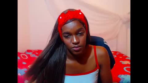 cathi_nahomi online show from October 20, 11:05 pm