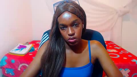 cathi_nahomi online show from October 21, 7:47 pm