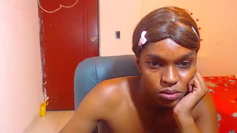 cathi_nahomi online show from December 5, 1:58 am