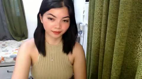 Snapshot of cathy_lyn chatting on March 26, 7:47 am cathy_lyn online show from March 26, 7:47 am