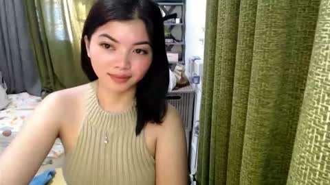 Snapshot of cathy_lyn chatting on March 28, 11:59 pm cathy_lyn online show from March 28, 11:59 pm