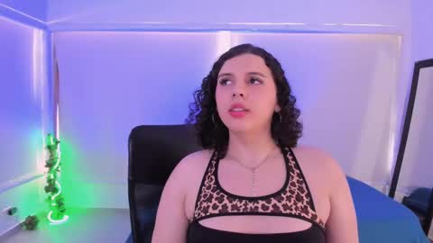 Snapshot of catleya_noire chatting on September 9, 8:19 pm Catleya  online show from September 9, 8:19 pm