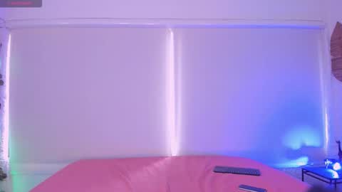 Catleya  online show from December 4, 8:28 pm