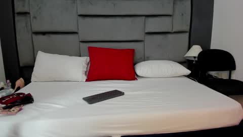 Catleya online show from January 12, 12:21 pm