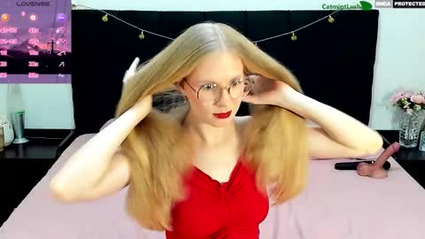 Snapshot of catmintlush chatting on March 27, 11:37 pm CatmintLush online show from March 27, 11:37 pm