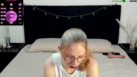 CatmintLush online show from July 14, 11:43 pm