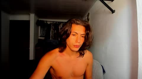 catnuaa online show from April 24, 3:36 pm