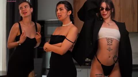 Snapshot of catolinanight chatting on July 3, 6:53 am catolinanight online show from July 3, 6:53 am