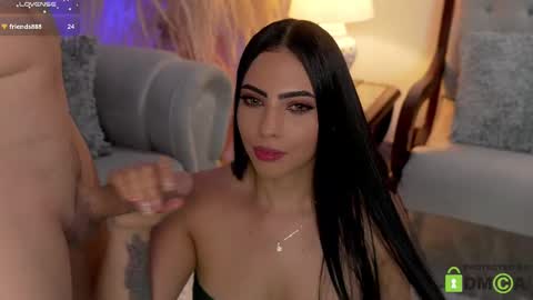 IG soycatrinaoficial online show from September 15, 9:04 pm