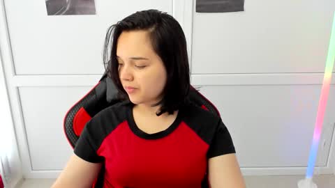 Snapshot of catrine_cute chatting on May 21, 6:53 am Catrine online show from May 21, 6:53 am