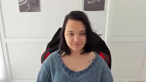 Snapshot of catrine_cute chatting on May 31, 9:05 am Catrine online show from May 31, 9:05 am