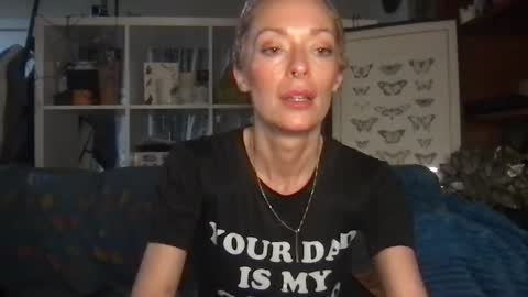 Snapshot of cattypants chatting on September 9, 10:59 am cattypants online show from September 9, 10:59 am
