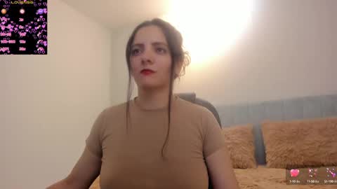caty online show from February 12, 8:59 am