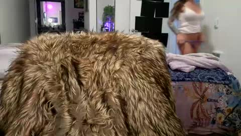 Cayla online show from February 2, 2:21 am