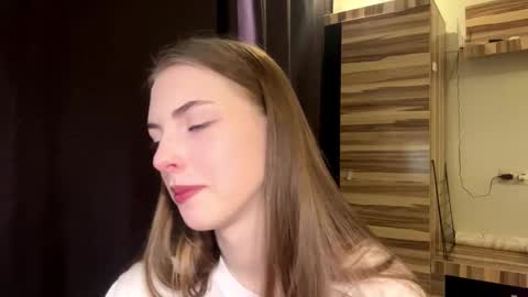 Polly online show from March 24, 8:08 am