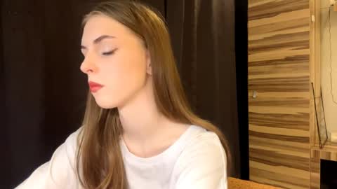 Polly online show from March 27, 7:25 am