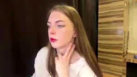 Polly online show from March 28, 9:09 am