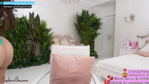 Caylin online show from March 14, 10:15 pm